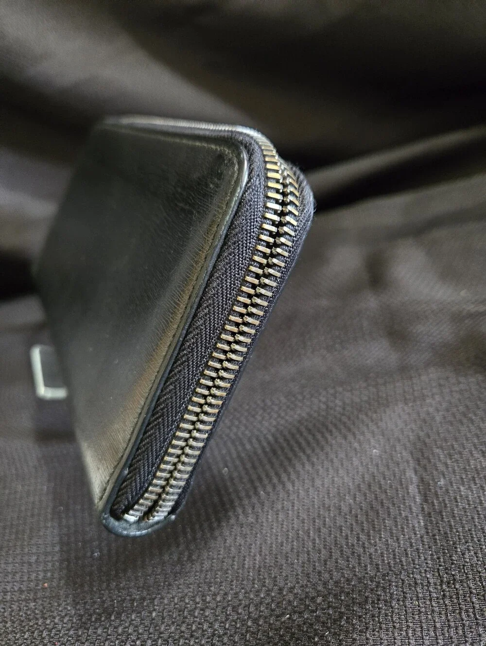 Dunhill Black Textured Leather Full Zip Wallet